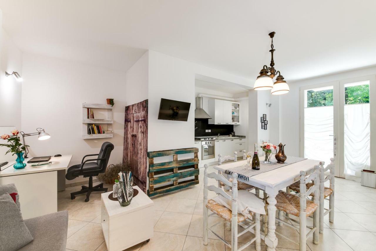 Apartmán Campus House Forlì Exteriér fotografie